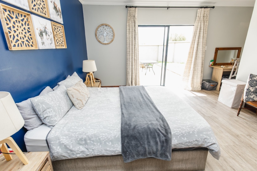 5 Bedroom Property for Sale in Somerton Estate Free State